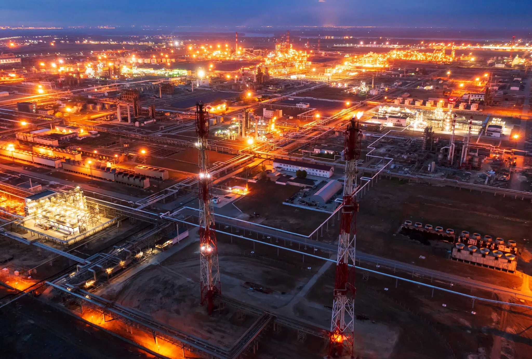 Удар ЗСУ по нафтопереробних заводах РФ: зупинка виробництва та стратегічний тиск